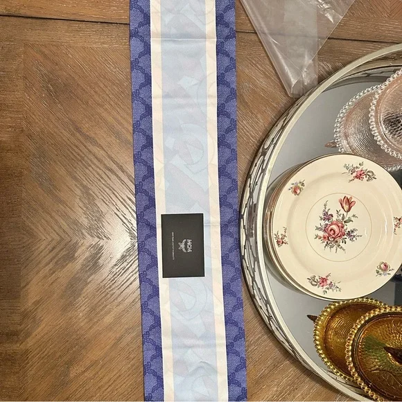 NWT MCM 100% Silk Scarf💎Authentic - Picture 14 of 17
